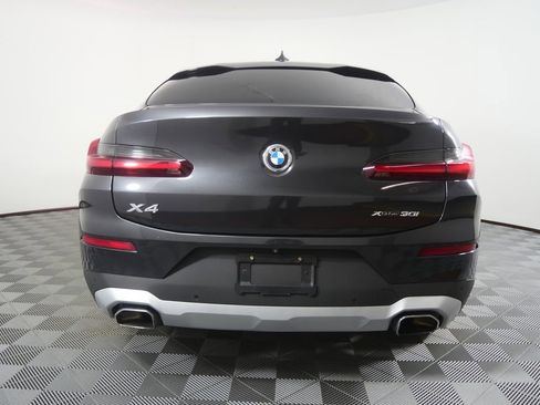 Used 2022 BMW X4 xDrive30i w/ Parking Assistance Package AWD/4WD image 4