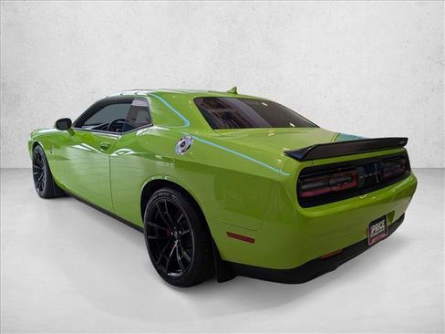 Used 2023 Dodge Challenger SRT Hellcat w/ Driver Convenience Group RWD image 8