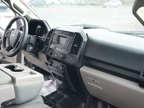 Used 2016 Ford F150 XL image 12
