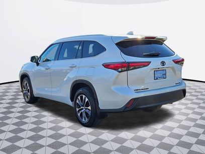 Used 2021 Toyota Highlander XLE