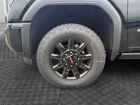 New 2025 GMC Sierra 2500 AT4 w/ AT4 Premium Plus Package AWD/4WD image 14