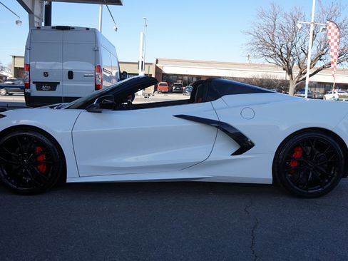 Used 2023 Chevrolet Corvette Stingray Premium Conv w/ Stealth Interior Trim Package image 6