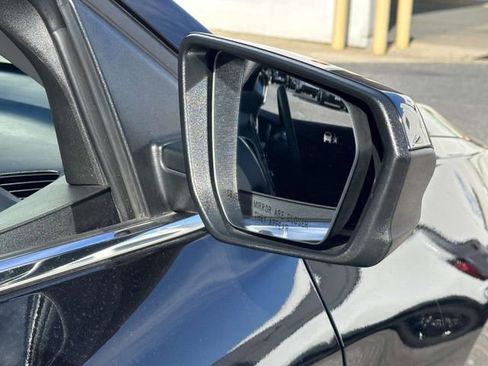 Used 2020 Chevrolet Equinox LT image 28