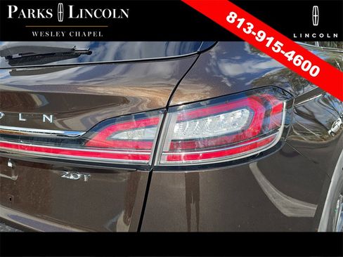 Certified 2019 Lincoln Nautilus Select image 7