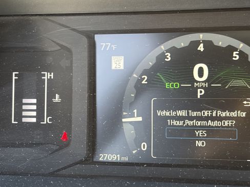Certified 2025 Toyota 4Runner SR5 AWD/4WD image 8
