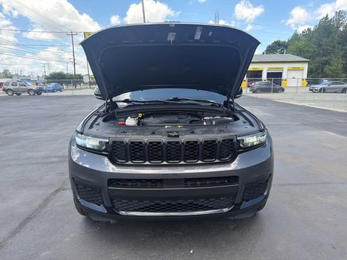 Used 2021 Jeep Grand Cherokee L Laredo AWD/4WD image 13