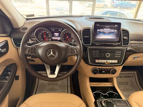 Used 2018 Mercedes-Benz GLE 350 4MATIC image 25