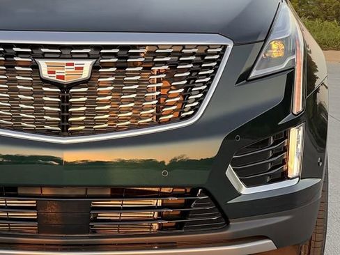 New 2026 Cadillac XT5 Premium Luxury image 8