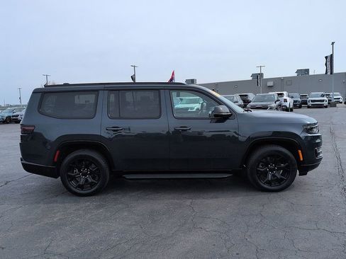 Used 2024 Jeep Wagoneer Series II w/ Convenience Group I image 2