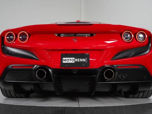 Used 2022 Ferrari F8 Tributo RWD image 26