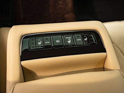 Used 2018 Lexus LS 500 AWD w/ Interior Upgrade Package image 47