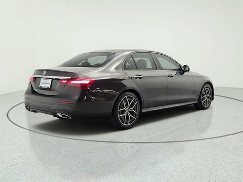 Used 2021 Mercedes-Benz E 350 Sedan image 5