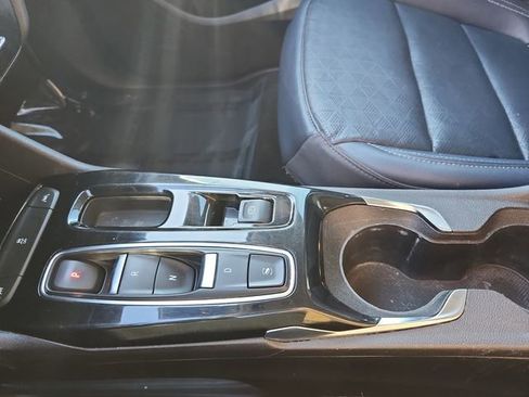 Used 2023 Chevrolet Bolt EUV Premier image 23