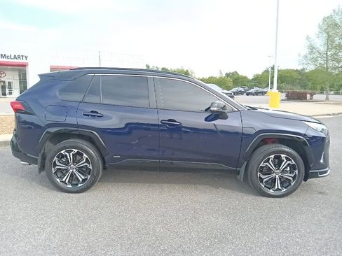 Used 2025 Toyota RAV4 XSE w/ Weather Package AWD/4WD image 2