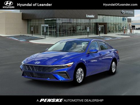 New 2026 Hyundai Elantra Hybrid FWD image 1