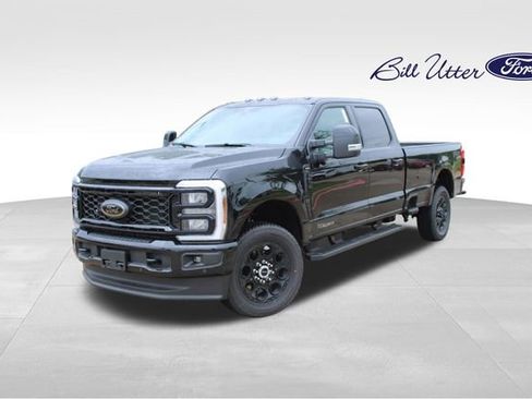 New 2026 Ford F350 Lariat w/ Black Appearance Package AWD/4WD image 1