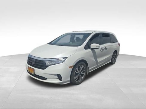 Used 2022 Honda Odyssey Touring image 3