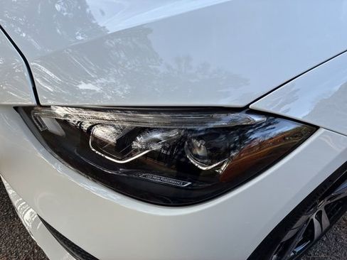 Used 2023 Mercedes-Benz C 300 Sedan image 10