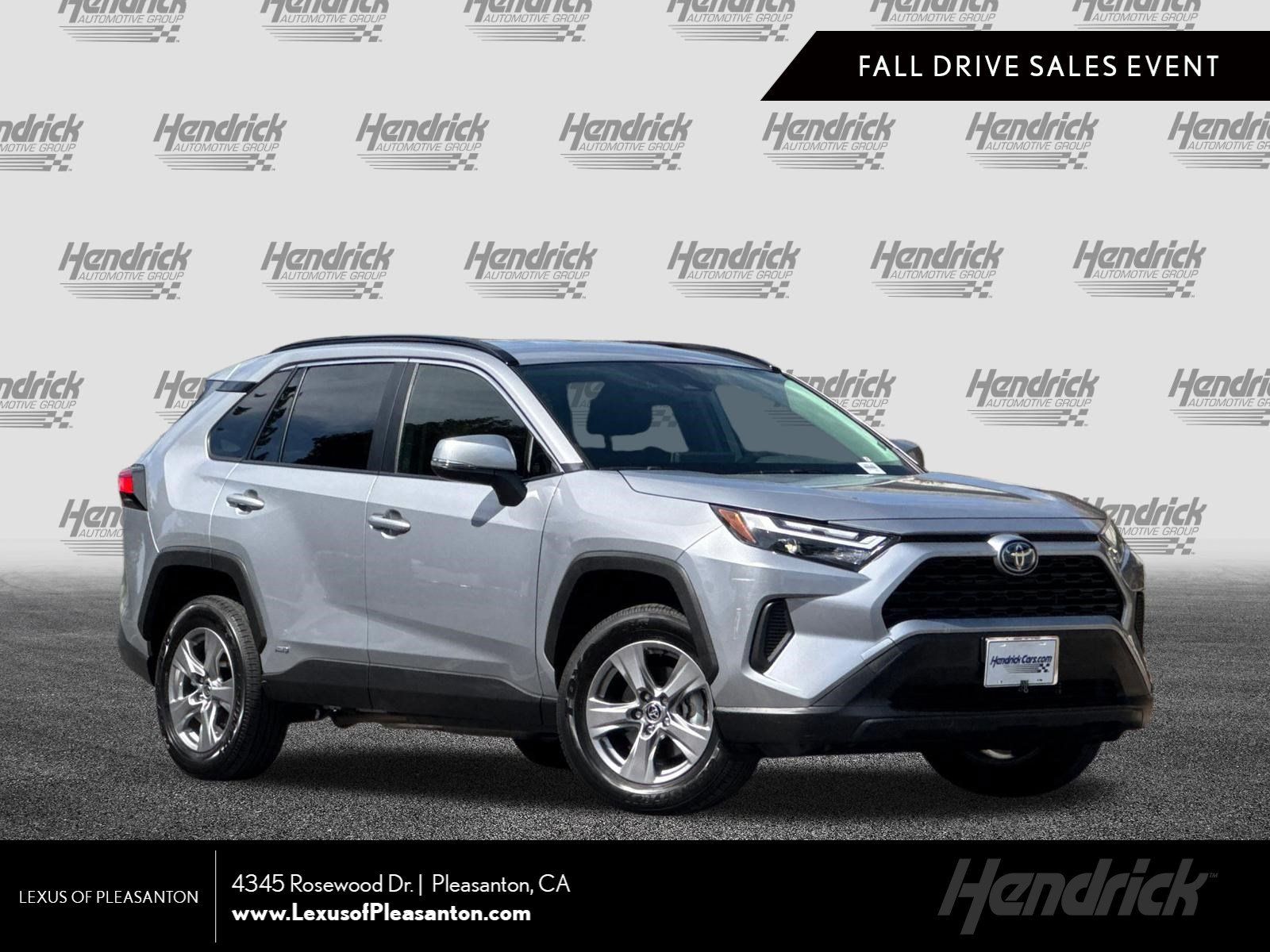 Used 2024 Toyota RAV4 LE AWD/4WD image 1