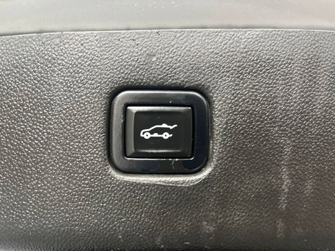 Used 2020 Chevrolet Blazer RS AWD/4WD image 13
