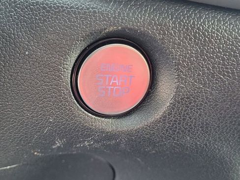 Used 2024 Kia Sorento S w/ Panoramic Sunroof Package image 31