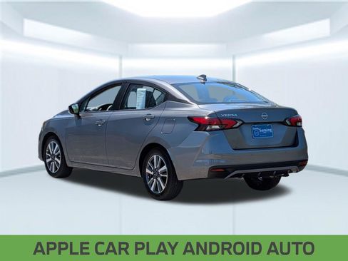 Used 2025 Nissan Versa SV FWD image 5