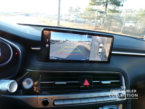 Used 2026 Genesis G70 2.5T Prestige image 8