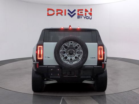 New 2025 GMC Hummer EV 2X image 4