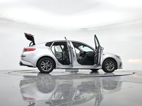 Used 2020 Kia Optima LX FWD image 52