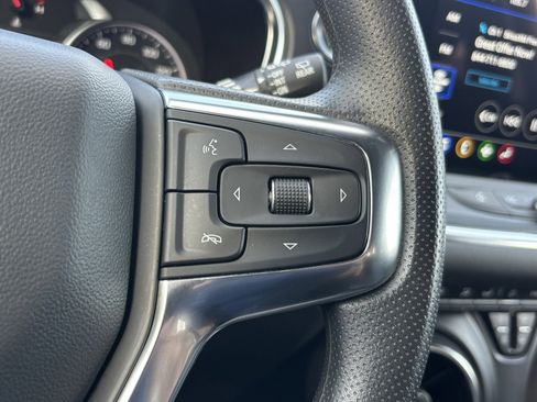 Used 2025 Chevrolet Blazer LT image 21