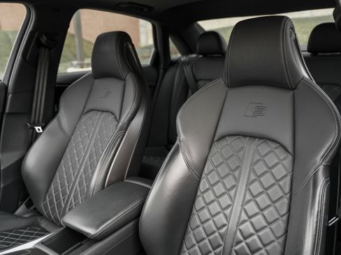 Used 2023 Audi S4 Premium Plus w/ Premium Plus Package image 22