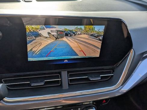 Used 2025 Chevrolet Trax ACTIV w/ Driver Confidence Package FWD image 10