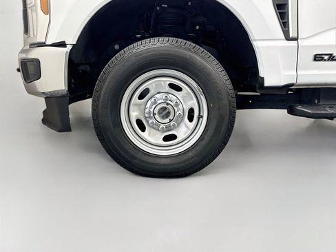 Used 2024 Ford F250 XL w/ XL Chrome Package AWD/4WD image 31
