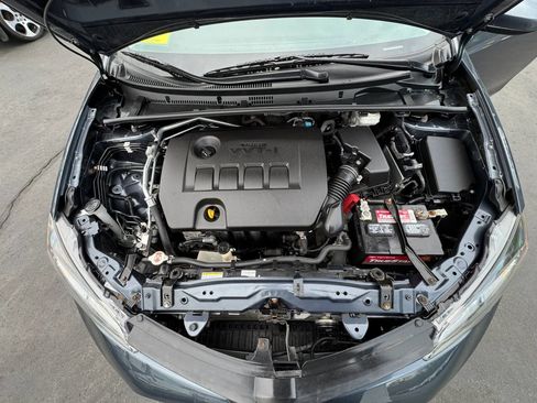 Used 2019 Toyota Corolla LE FWD image 19
