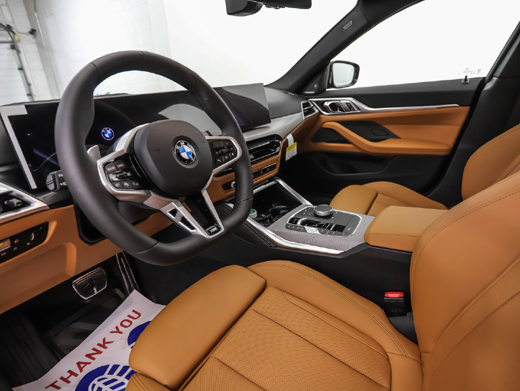 New 2026 BMW 430i xDrive w/ M Sport Package AWD/4WD image 10