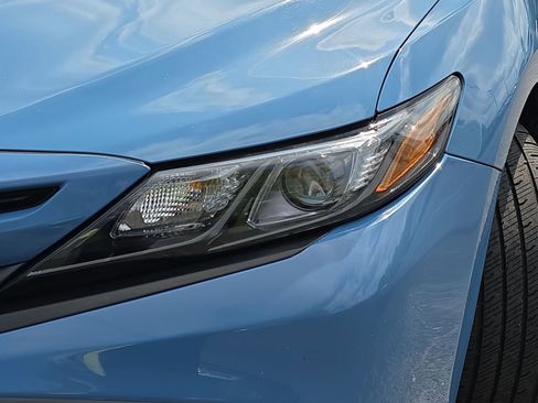 Used 2024 Toyota Camry SE image 30