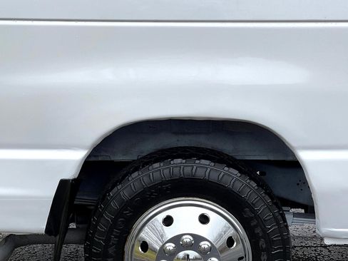 Used 2013 Ford E-150 and Econoline 150 image 21