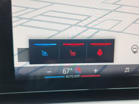 Certified 2025 BMW 530i xDrive w/ M Sport Package image 24