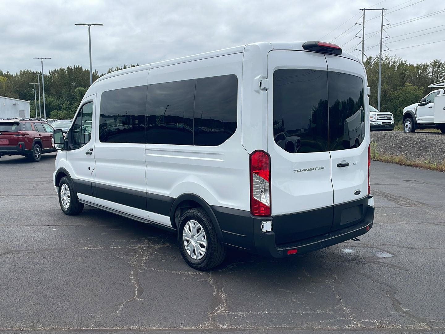 Used 2025 Ford Transit 350 XLT RWD image 3