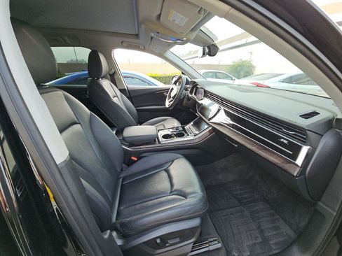 Used 2020 Audi Q7 3.0T Premium w/ Convenience Package image 11
