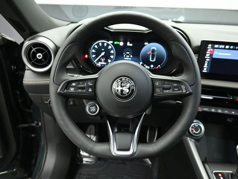 New 2026 Alfa Romeo Tonale w/ Active Assist Package image 15