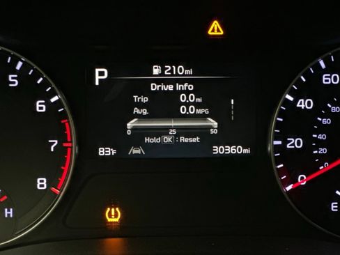 Used 2024 Kia Forte GT-Line FWD image 4