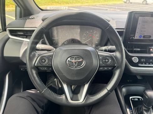 Used 2024 Toyota Corolla SE w/ SE Premium Package FWD image 14