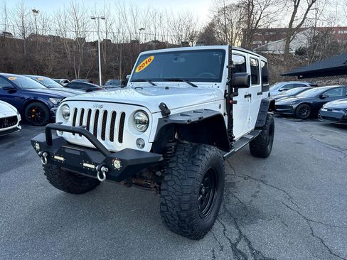 Used 2016 Jeep Wrangler Unlimited Sport w/ Quick Order Package 24S image 2
