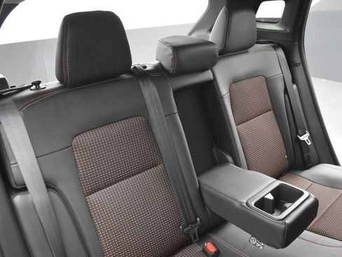 New 2026 Nissan Kicks SR w/ Illumination Package FWD image 22