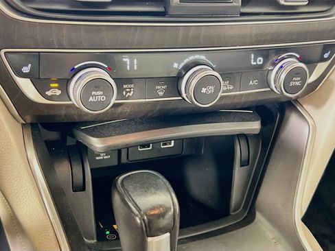 Used 2021 Honda Accord EX-L image 15