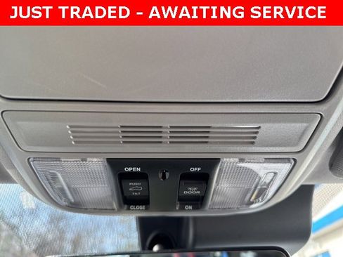 Used 2022 Honda Pilot Special Edition image 23