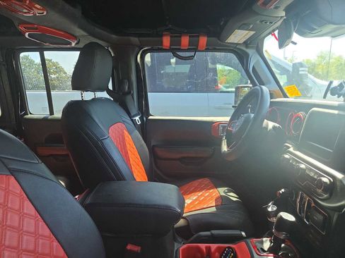 Used 2020 Jeep Wrangler Unlimited Sport AWD/4WD image 12
