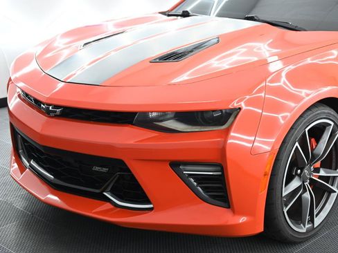 Used 2018 Chevrolet Camaro SS w/ Hot Wheels Edition RWD image 7