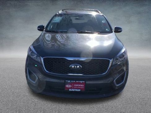 Used 2018 Kia Sorento LX image 6